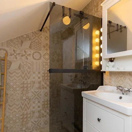 Bobo - Stylish Loft Near Dubrovnik Airport Appartement Čilipi