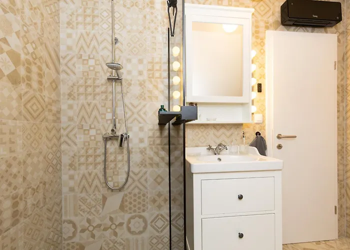 Apartment Bobo - Stylish Loft Near Dubrovnik Airport